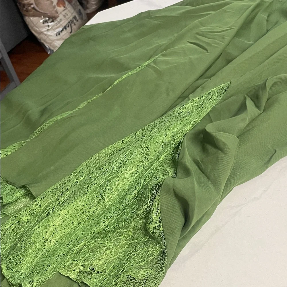 Pomuyo. Neck Mother of The Bride Dresses with Slit Short Sleeve Chiffon and lace - Picture 12 of 12